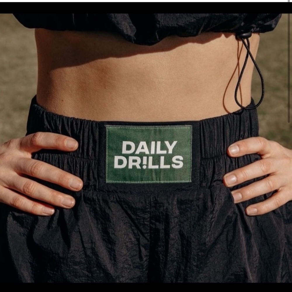 ISO Daily Drills black bounce shorts in a small! or even XS!